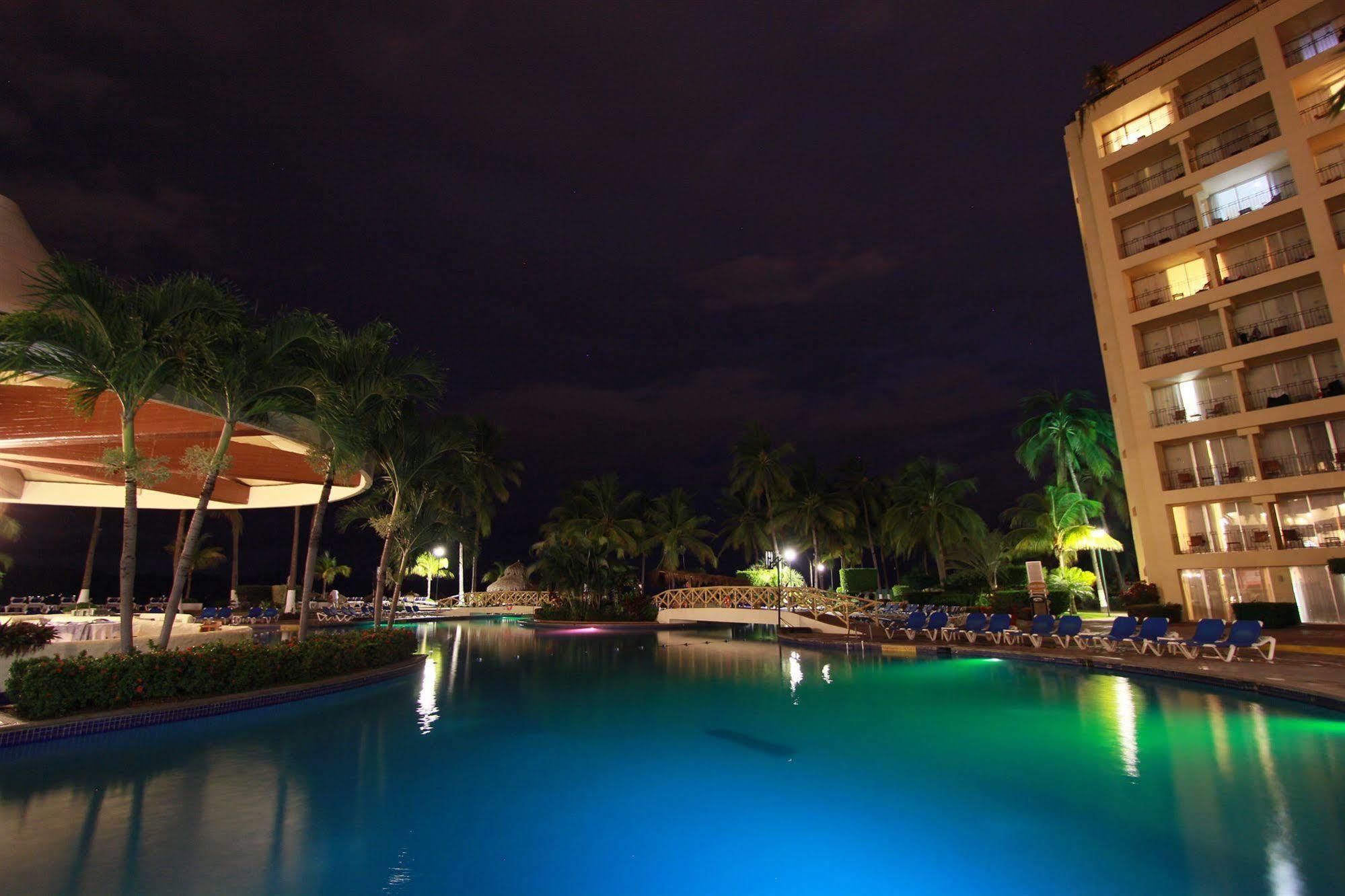 פוארטו ואלארטה Sea River Tower Condo 132 מראה חיצוני תמונה